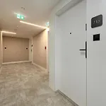 Apartment Large With Sea View, Indoor Pool *
