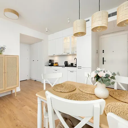 Large With Sea View, Indoor Pool Apartment Pobierowo