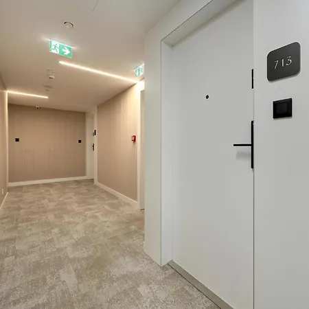 Apartment Large With Sea View, Indoor Pool *